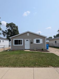 30760 Palmer Blvd, Madison Heights, MI, 48071