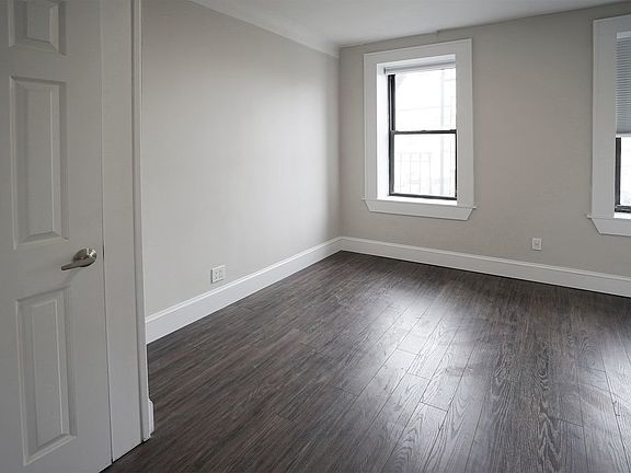 4th image of 29-06 38th Ave #Q