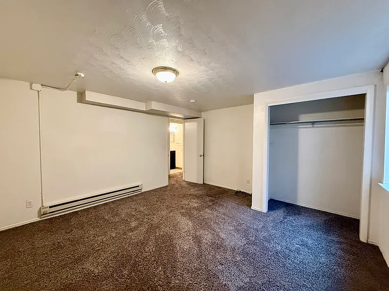 610 Cowan St #1/2 — Photo 13