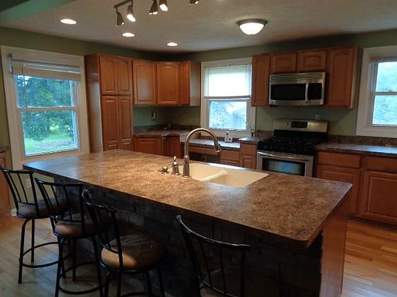 5th image of 54 Hidden Creek Ln