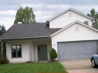 2920 Greenview Way, Indianapolis, IN 46229