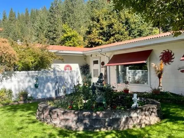 102 Orchard Ave, Silverton, ID 83867
