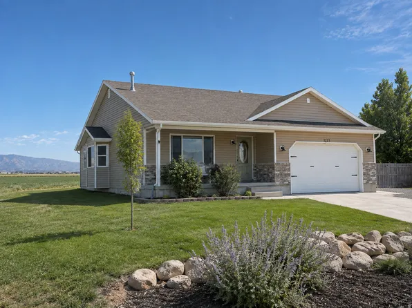 1223 S 400 E, Garland, UT 84312