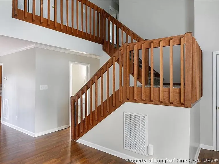 100 Pigeonhouse Ct — Photo 6