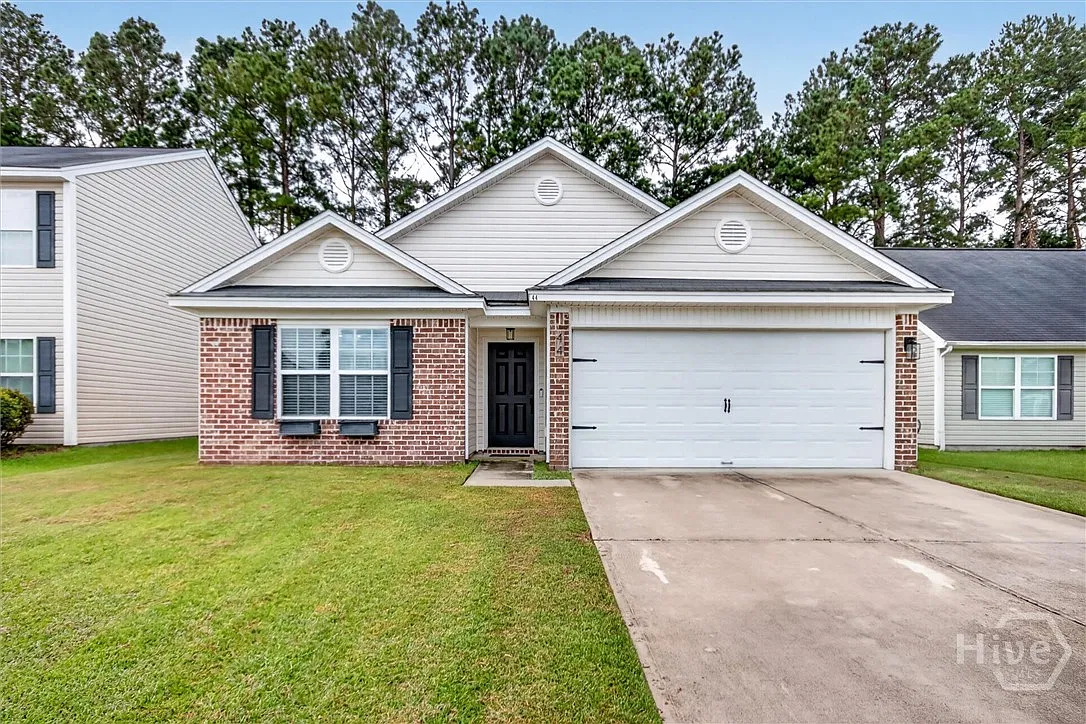 3 bed, 2.0 bath, 1524 sqft, $2,000 — Photo 1