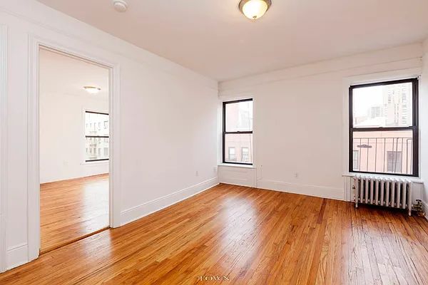 Rented by Town Residential | media 2