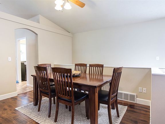 5th image of 1114 N Drury Ct