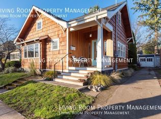 3745 SE Lincoln St, Portland, OR 97214