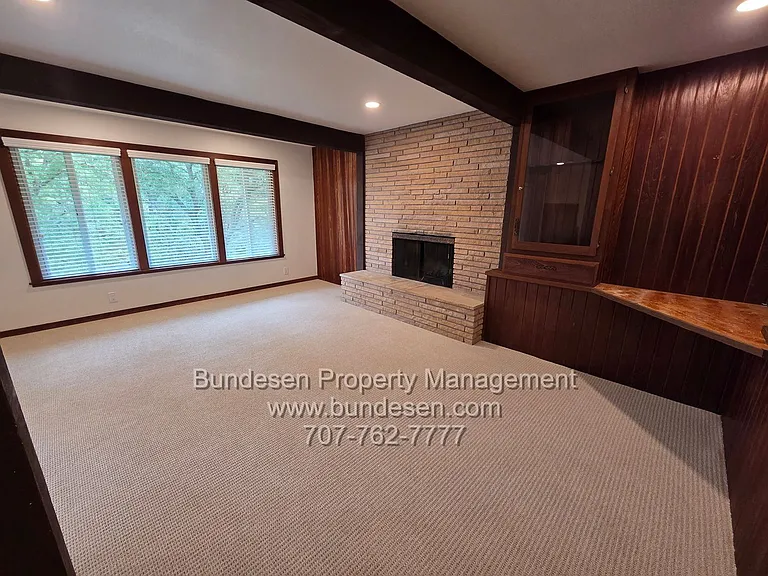 628 Canyon Rd — Photo 1