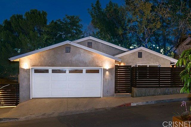 1st image of 3428 Oak Glen Dr