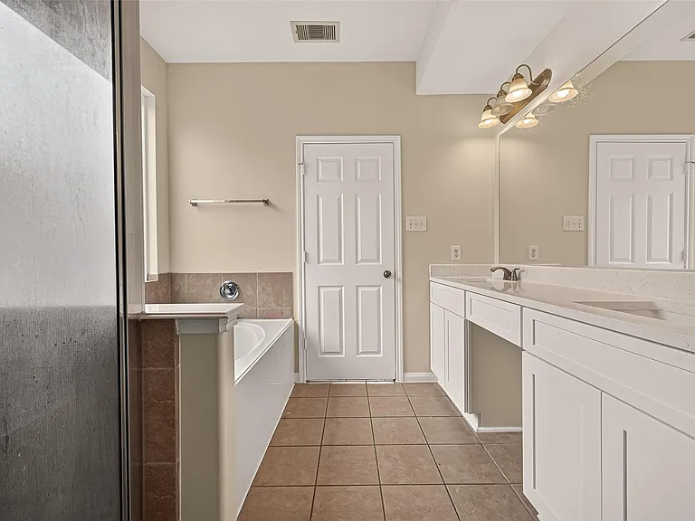 3519 Lilac Ranch Dr — Photo 43