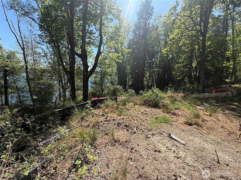 3rd image of 7099 Wilson Creek Road SE