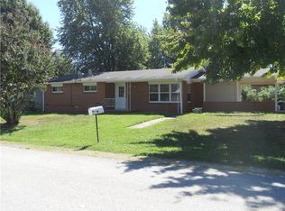 1307 Shaw St, Springdale, AR 72764