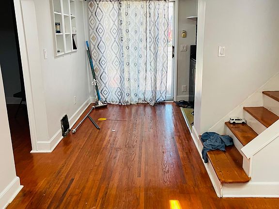 5th image of 80 Clearvale Dr