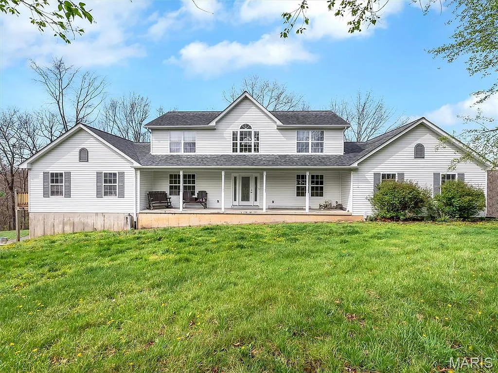 763 Eagles View Ln photo 1