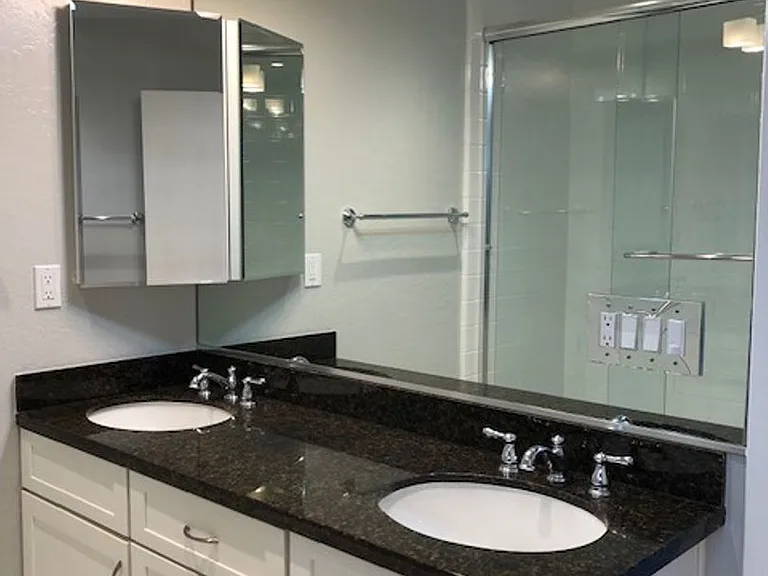 Village Square Townhomes — Photo 10