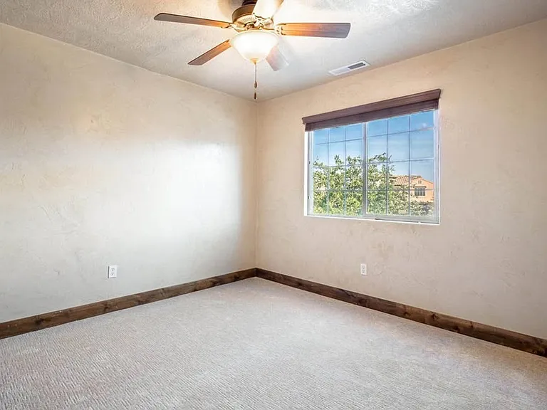1055 W Province Way #110 — Photo 30