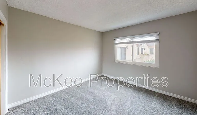 920 F Ave #F — Photo 10