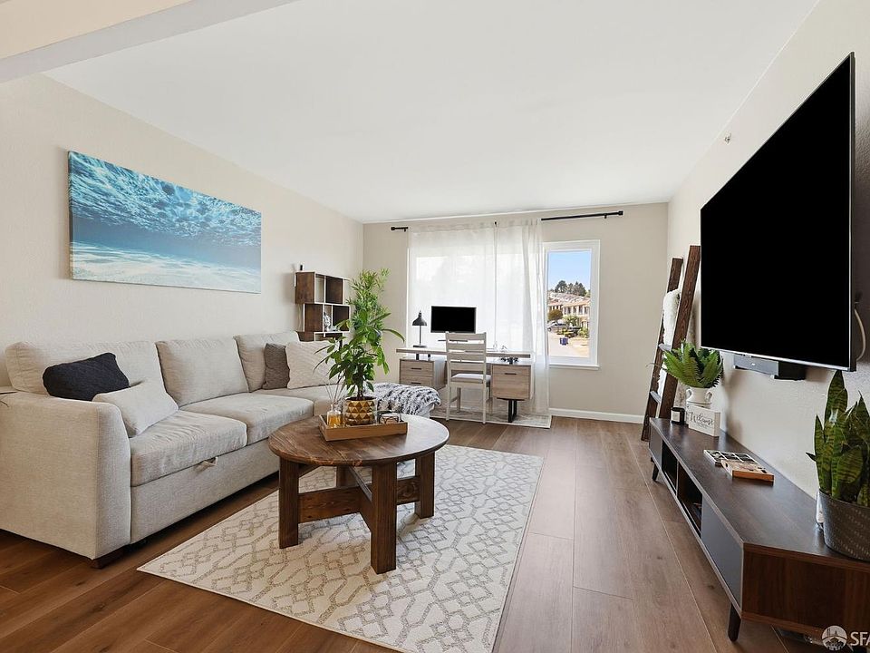 1st image of 2419 Rowntree Way