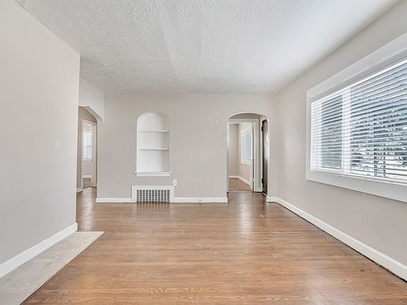 5th image of 1816 E Bosham Ln