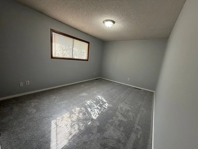 2266 S White Oak Dr — Photo 6