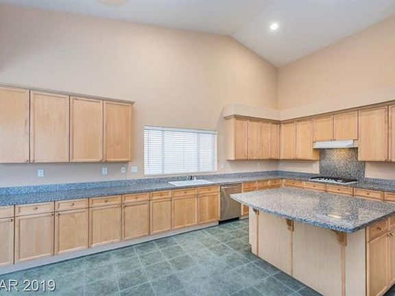 5th image of 10648 San Palatina St