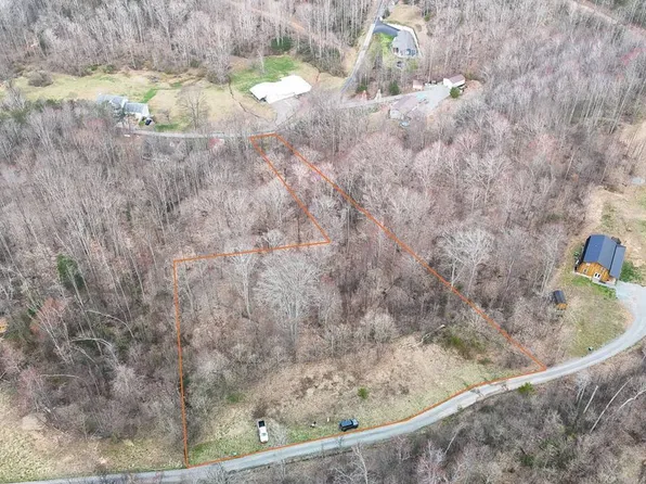 1 Laurel Heights Dr, Sutton, WV 26601