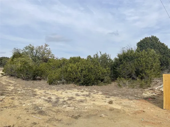 3519 Cedar Dr, Granbury, TX 76048