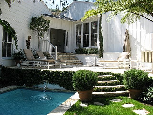 1st image of 1324 Sunset Plaza Dr