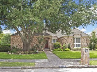 12431 Meadow Lake Dr, Houston, TX 77077
