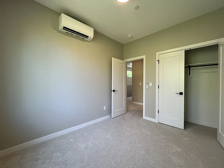 15607 SE Meadowlark Ln — Photo 34