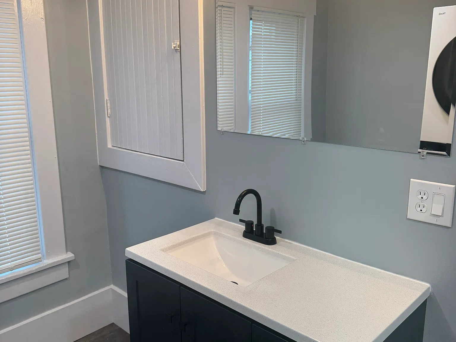 1 bed, 950 sqft, $1,000 — Photo 4