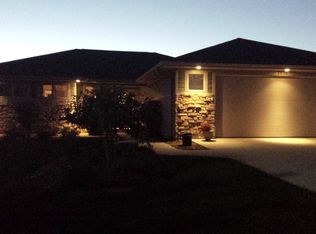 2635 Cumberland Dr, Janesville, WI