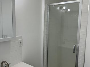 148 South St #2, Newark, NJ 07105