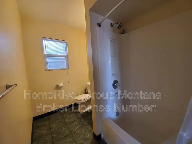 100 South Ave E #1 — Photo 19