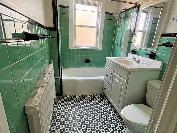 4th image of 413 N Haddon Ave