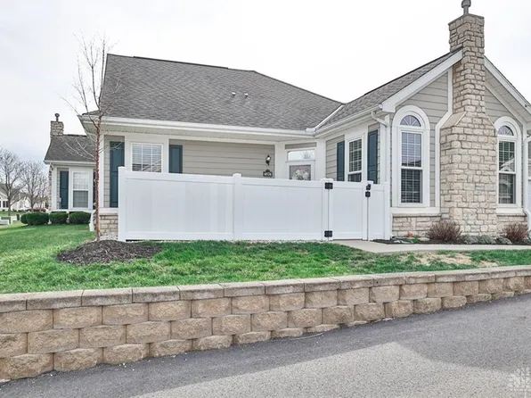 4674 Cobblestone Dr, Tipp City, OH 45371