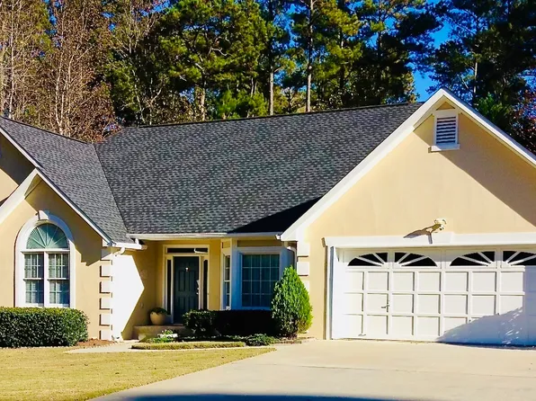 1959 Firelight Ln, Buford, GA 30519