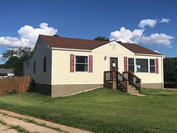 3rd image of 6004 Nevis Ct