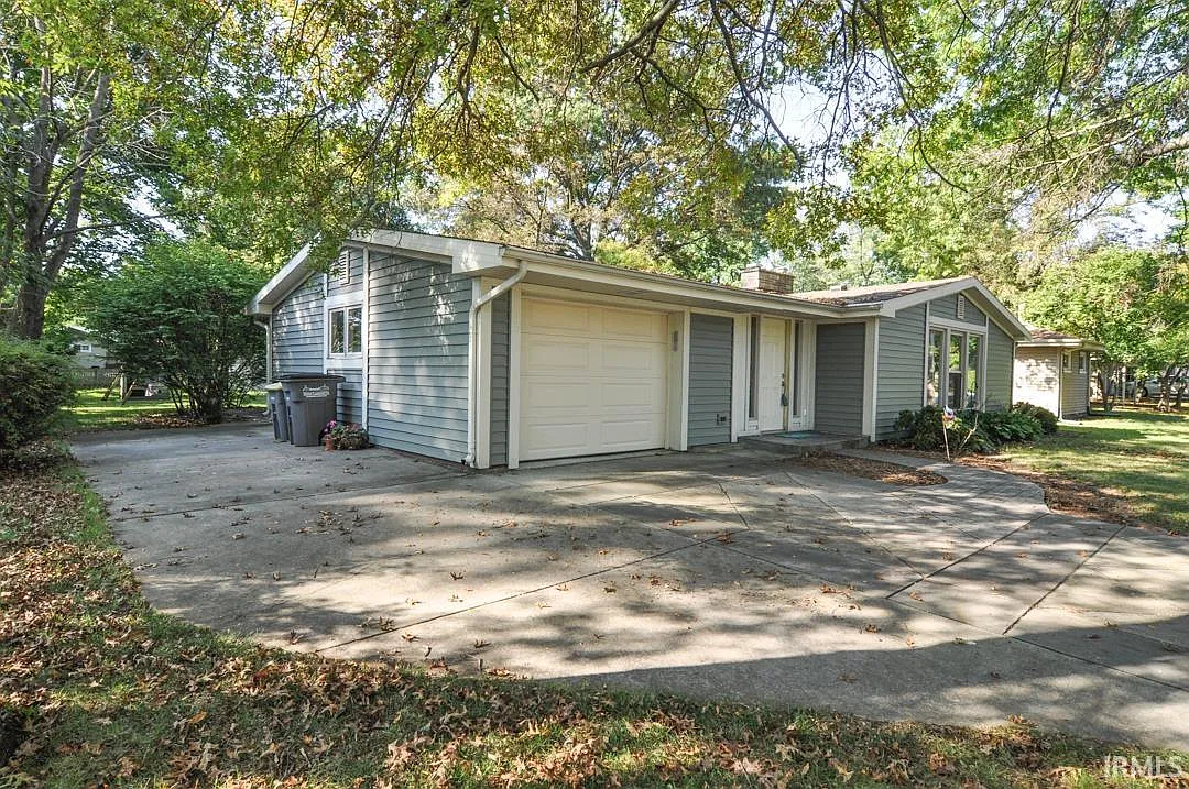 3 bed, 2.0 bath, 1488 sqft, $1,850 — Photo 3