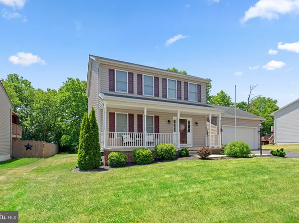 13032 Primrose Ln, Hagerstown, MD 21742