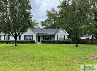 327 Hope Creek Dr, Richmond Hill, GA 31324