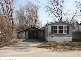 7 Davis St, Lisbon, ME 04252