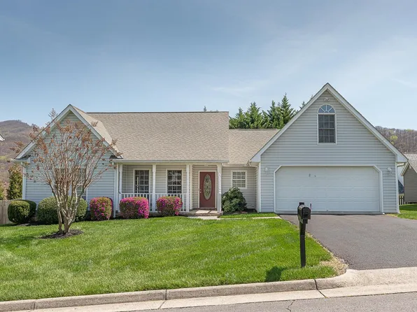 3608 Chadwick Cir, Roanoke, VA 24012