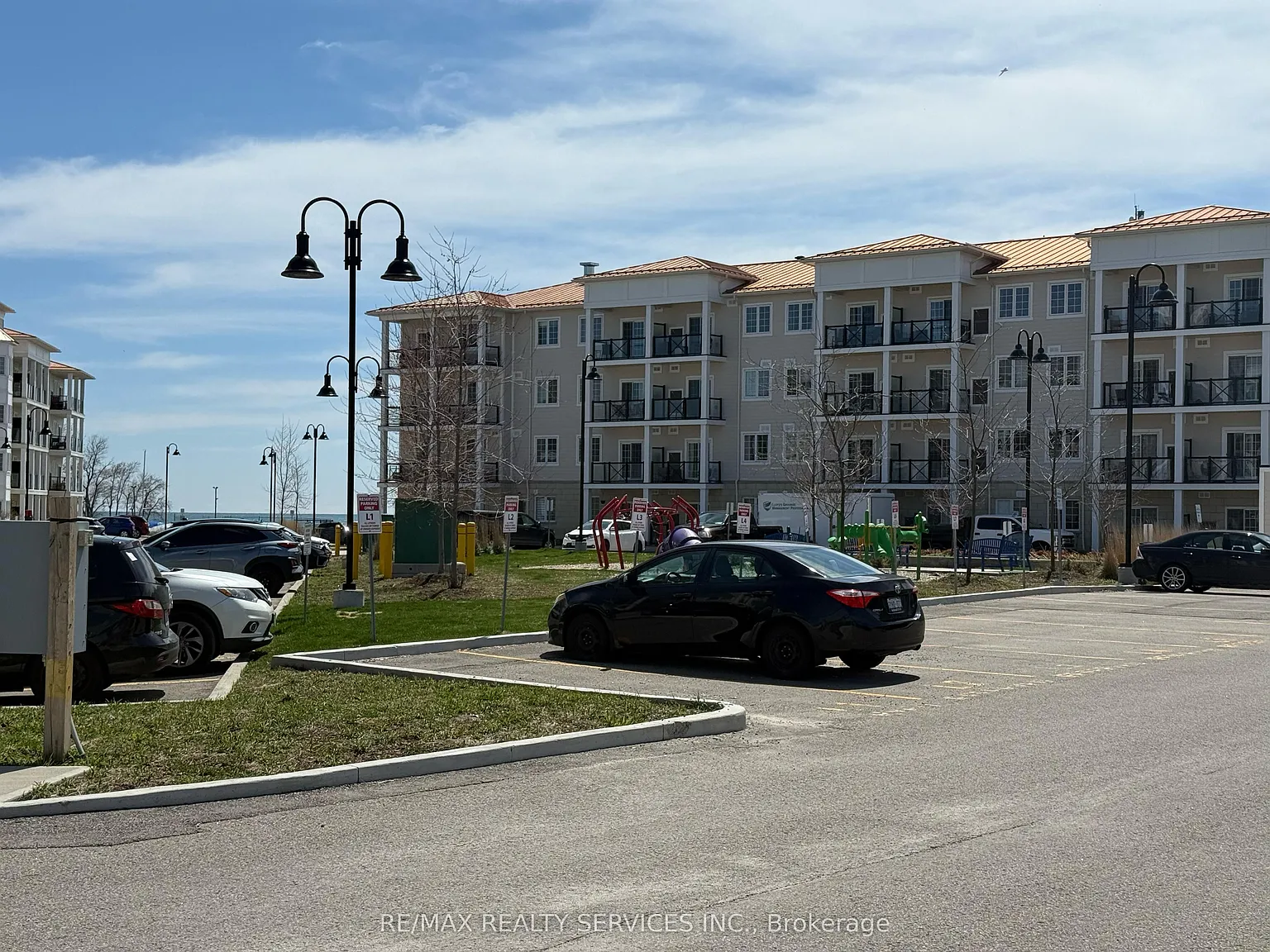 2 bed, $2,250 — Photo 2