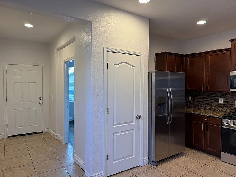 42582 W Monteverde Dr — Photo 30