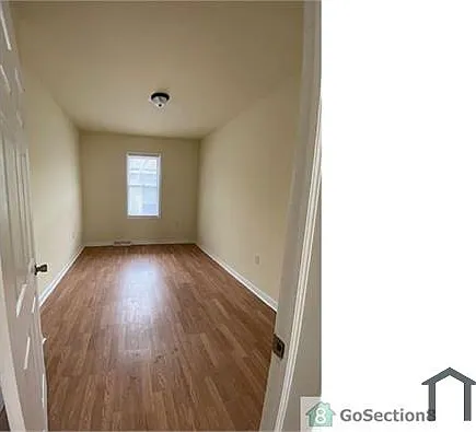 1196 Arlington St — Photo 5