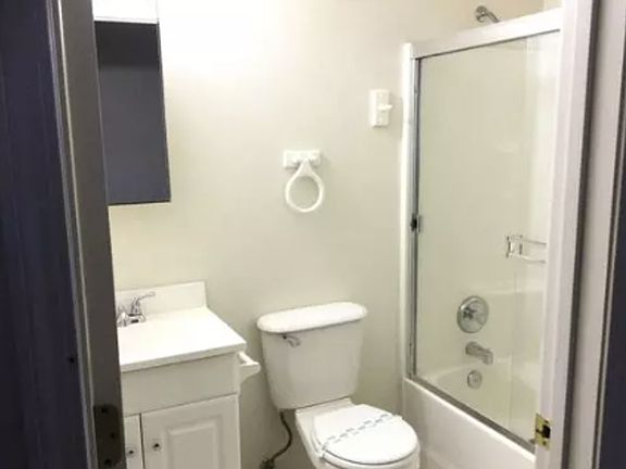 3rd image of 496 Highland Ave APT 1A