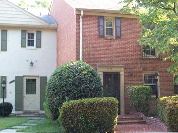 4th image of 3252 Cambridge Ct