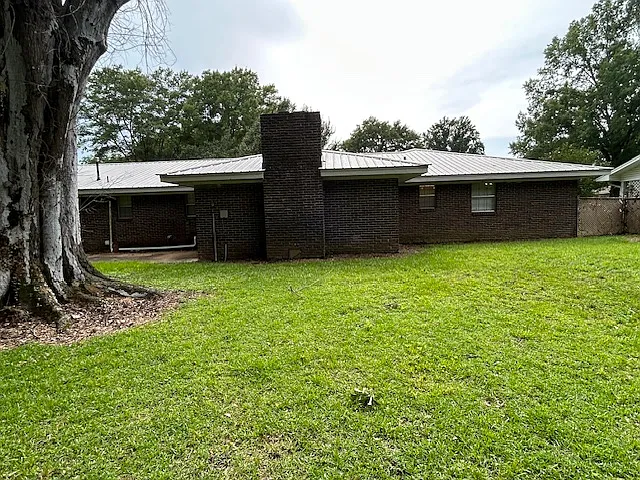 211 Eastwood Dr — Photo 20